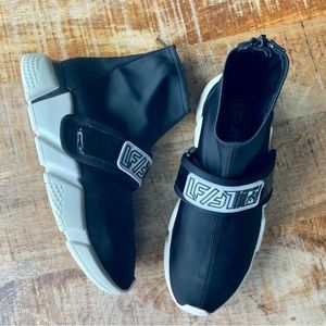 Lf by Jeffrey Campbell Black and White Sock Sneaker. Size 7.5.